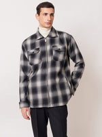 Load image into Gallery viewer, Relaxed Fit Plaid Zipper Jacket
