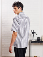 Load image into Gallery viewer, Black &amp; White Knit Shirt
