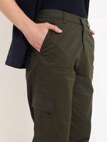 Load image into Gallery viewer, Olive Loose Fit Twill Cargo Trousers
