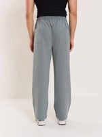 Load image into Gallery viewer, Loose Fit Grey Sweatpants
