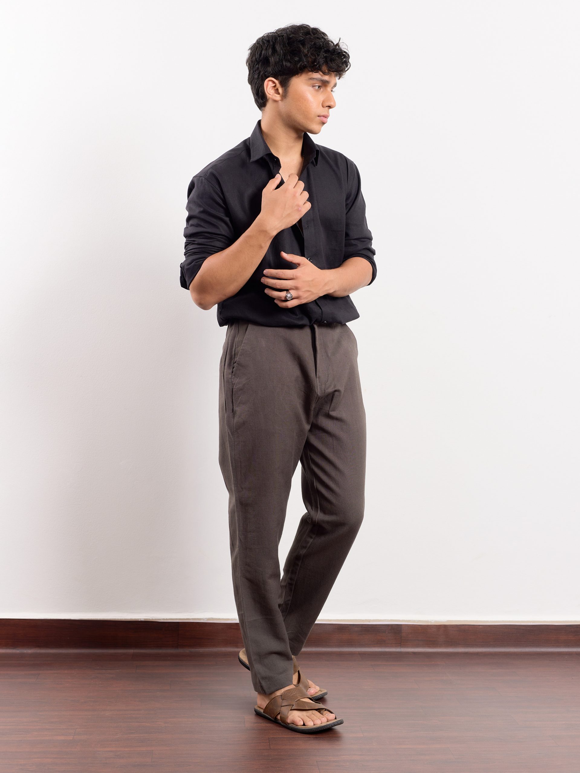 Brown Linen Trousers – 5feet11